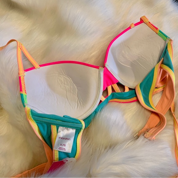 Xhilaration | NWT Multicolored Push Up Swimsuit Top XL - Picture 5 of 5